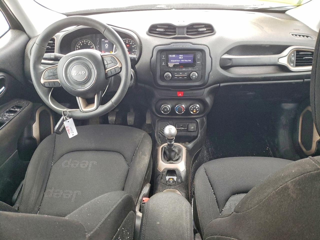 2017 JEEP RENEGADE SPORT photo 8