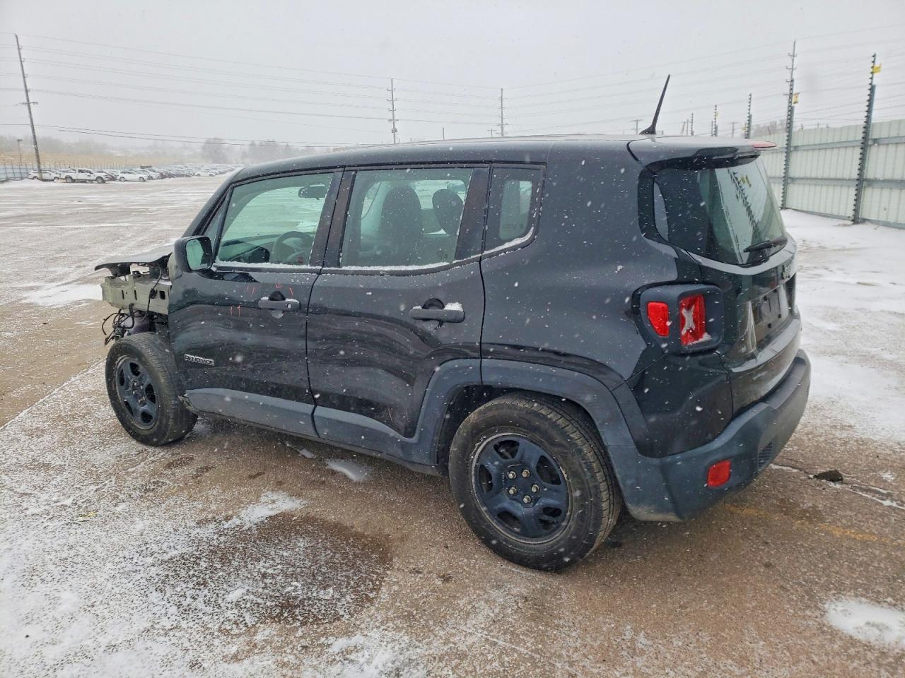 2017 JEEP RENEGADE SPORT photo 2
