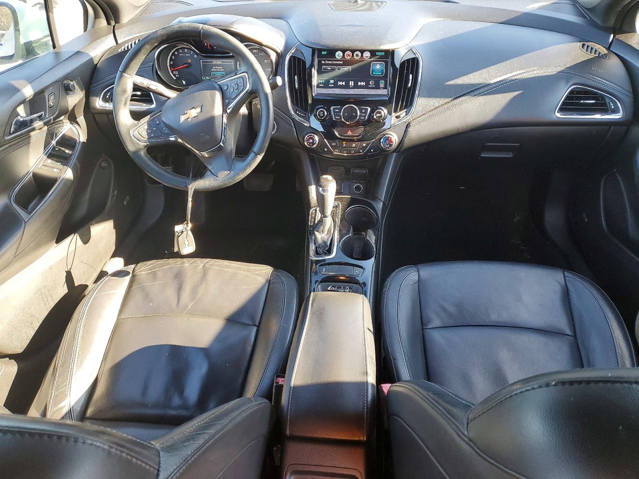 2017 CHEVROLET CRUZE PREMIER photo 8