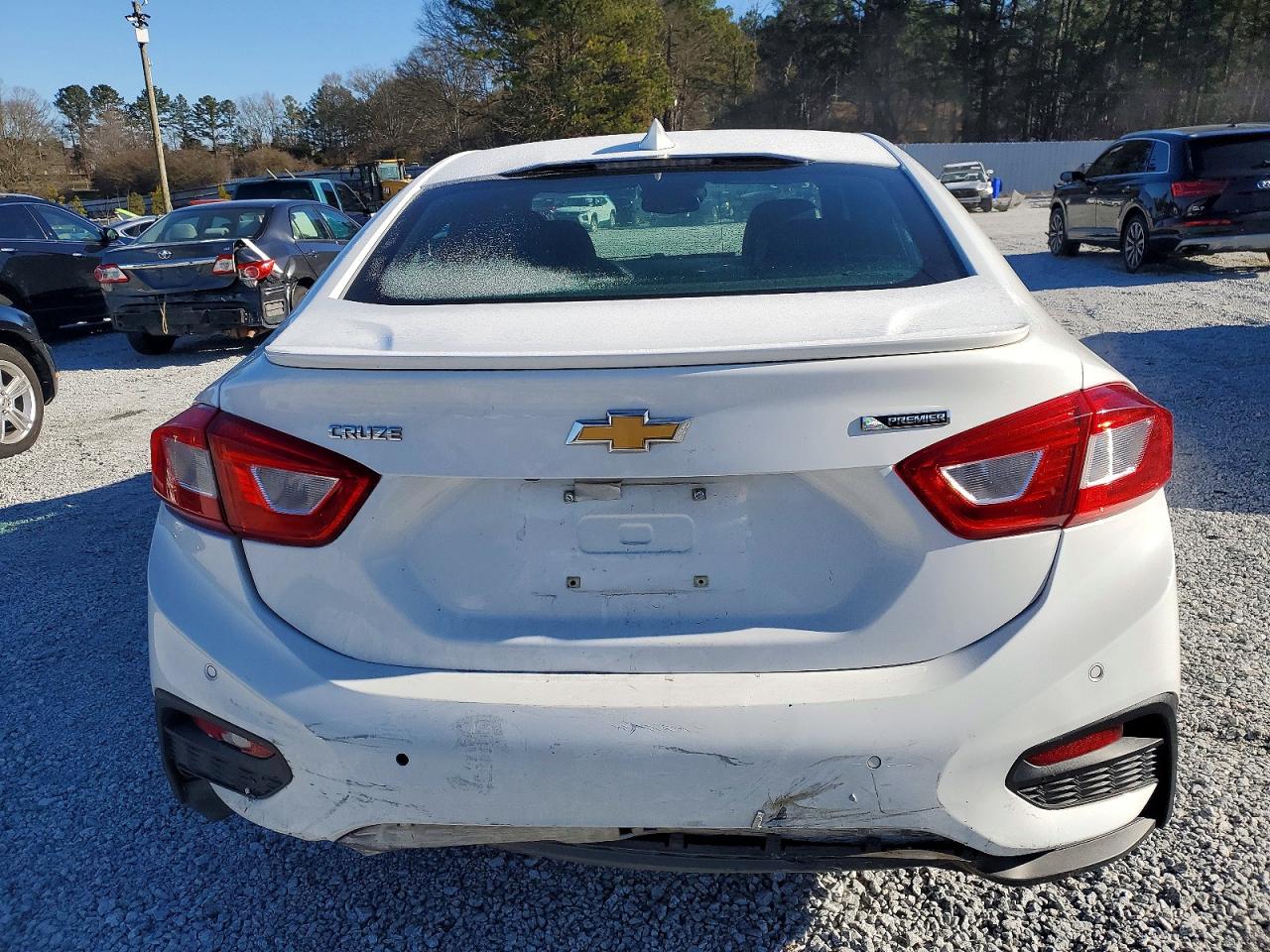 2017 CHEVROLET CRUZE PREMIER photo 6