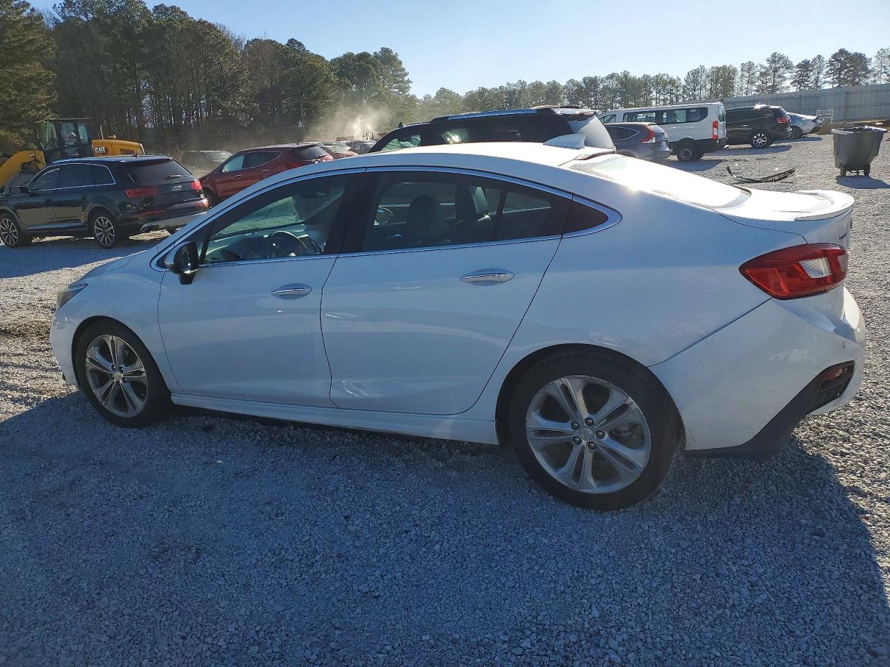 2017 CHEVROLET CRUZE PREMIER photo 2