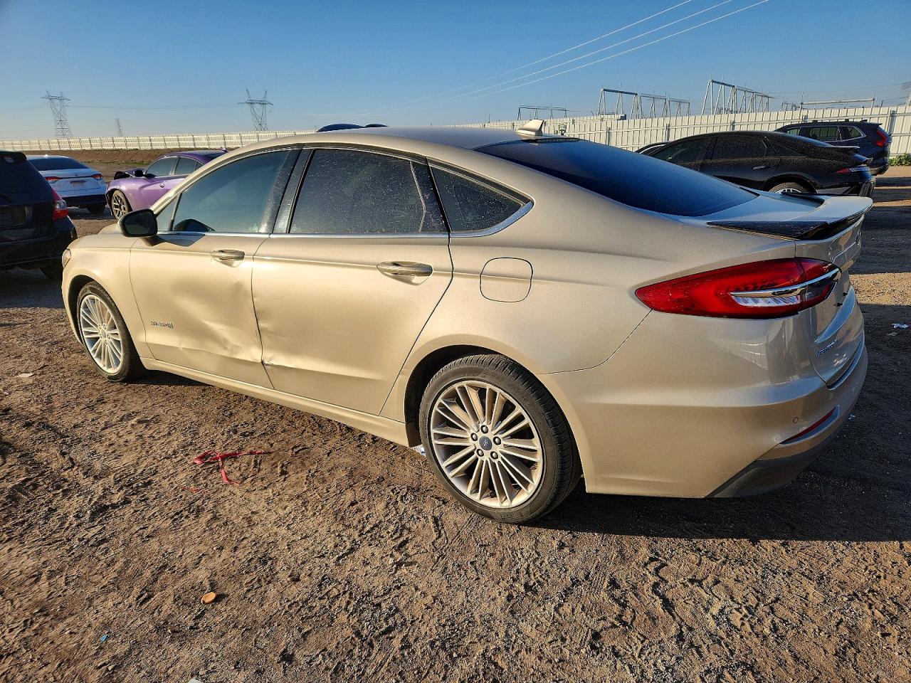 2019 FORD FUSION SE photo 3
