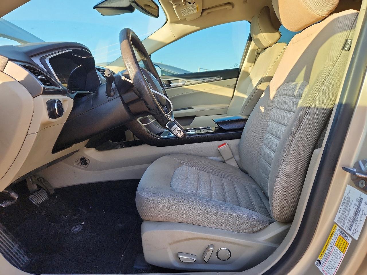 2019 FORD FUSION SE photo 13