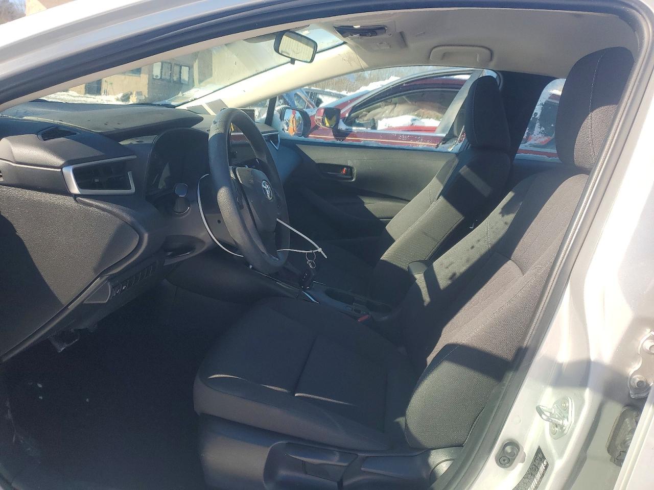 2023 TOYOTA COROLLA LE photo 13