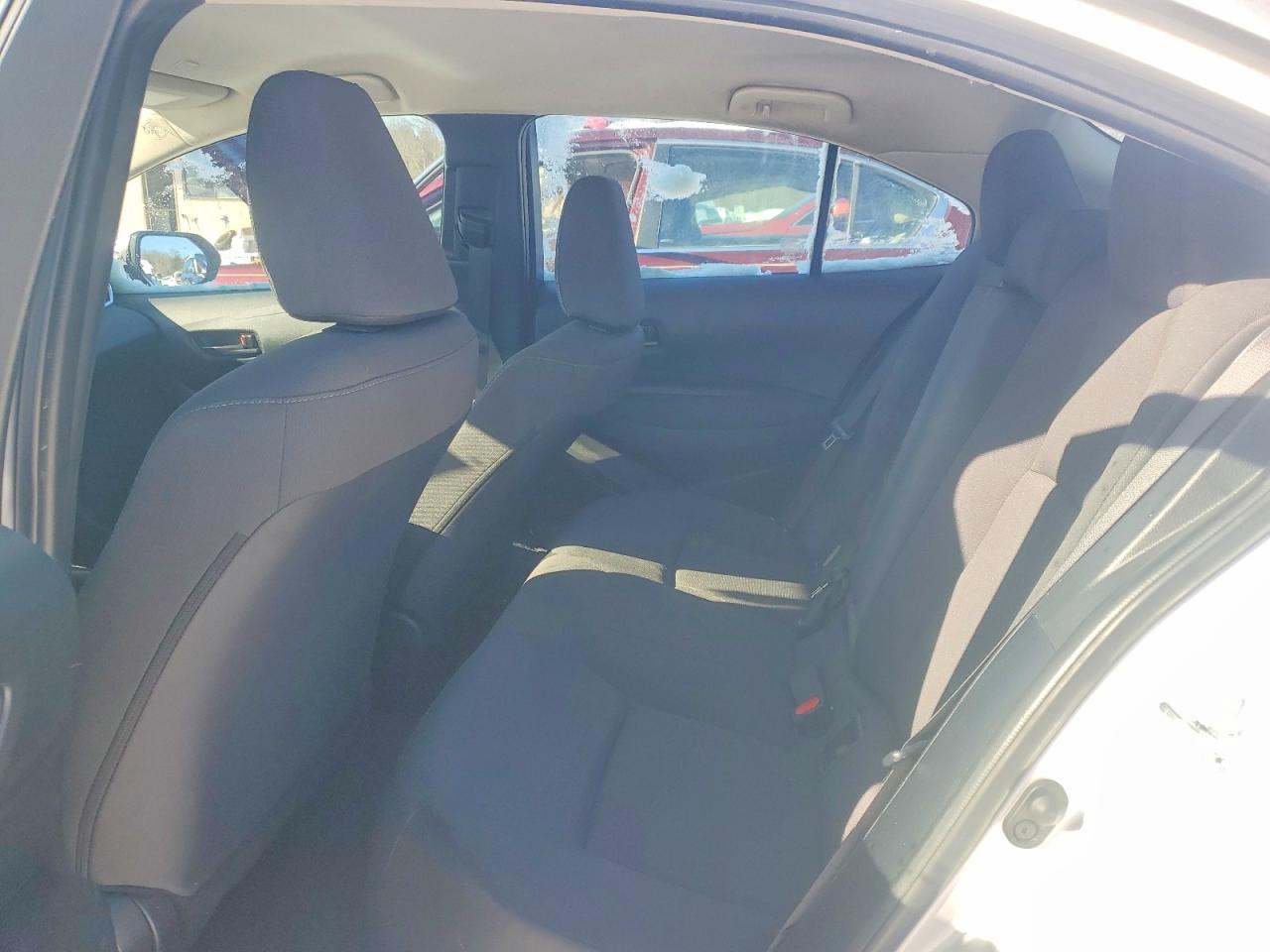 2023 TOYOTA COROLLA LE photo 19