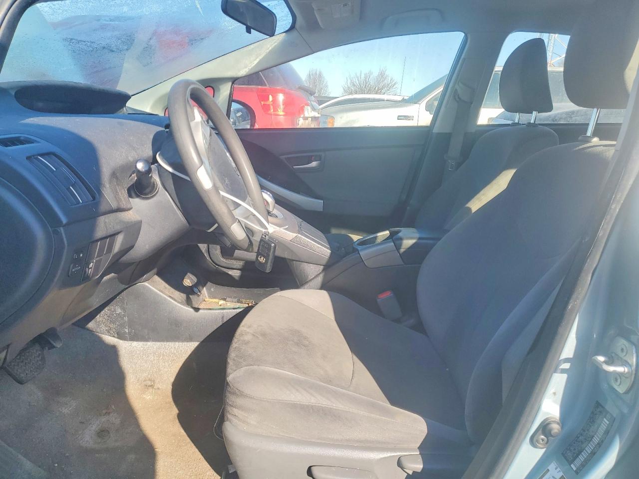 2014 TOYOTA PRIUS TWO photo 19