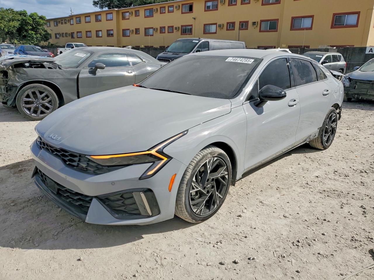 2025 KIA K5