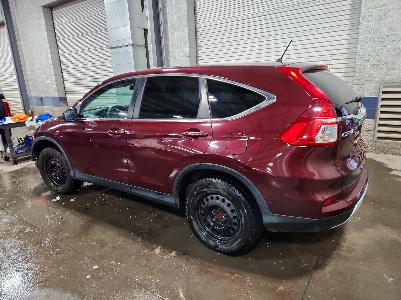 2015 HONDA CR-V photo 2