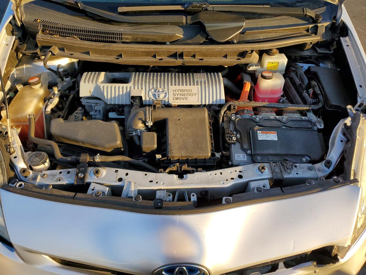 2015 TOYOTA PRIUS photo 11