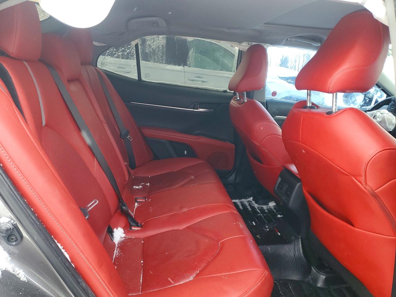 2022 TOYOTA CAMRY XSE photo 19