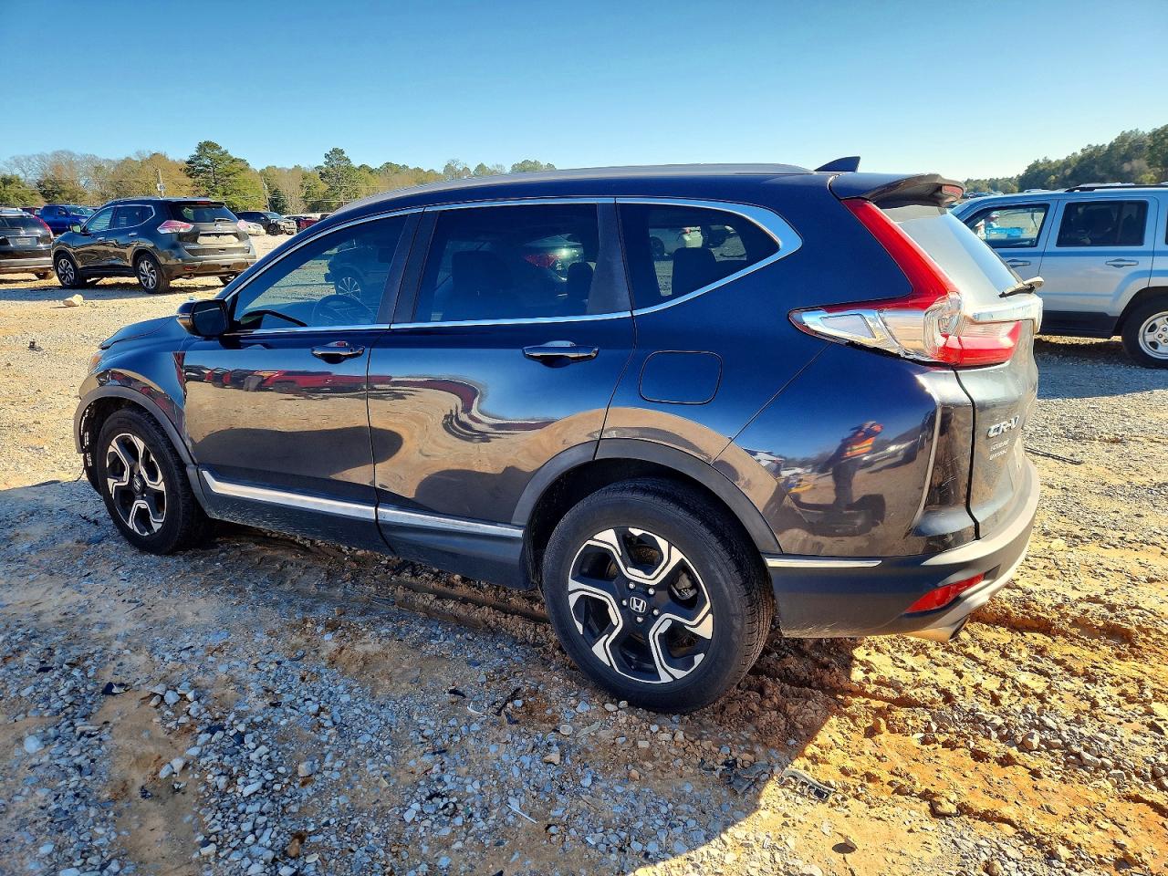 2018 HONDA CR-V TOURING photo 2