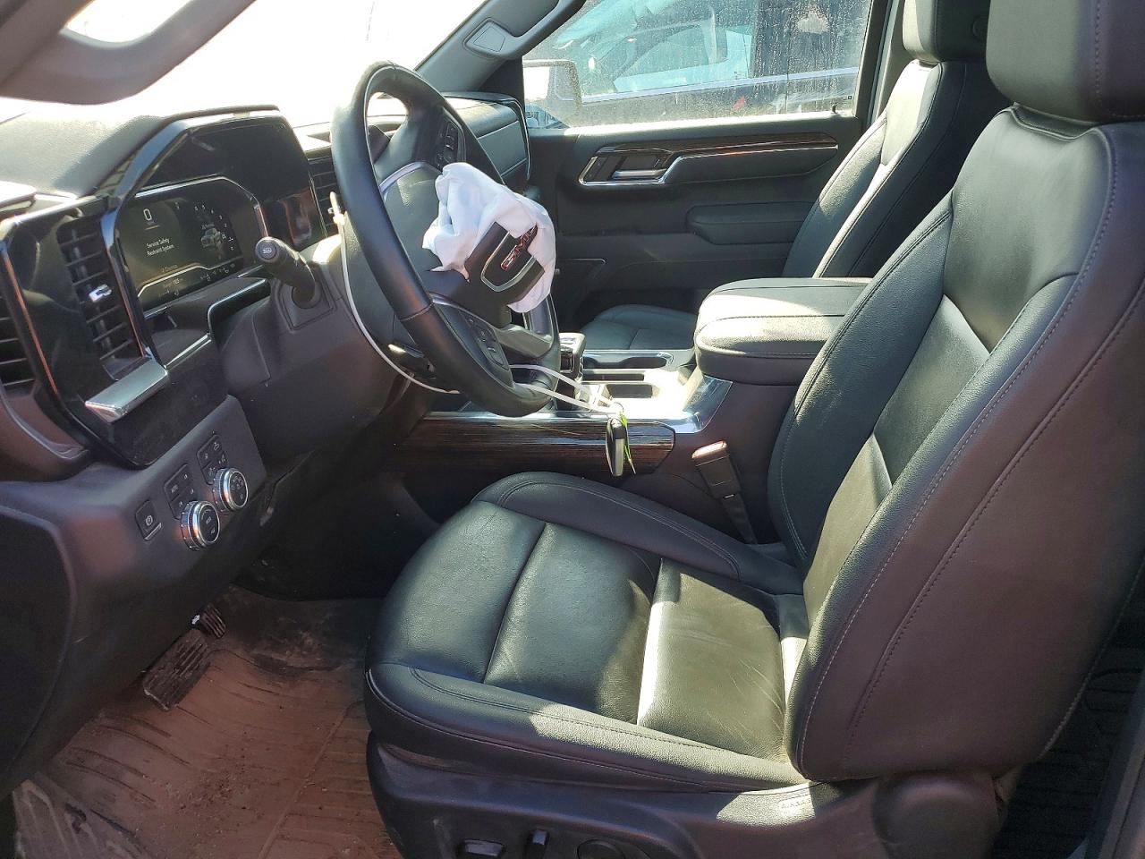 2025 GMC SIERRA K1500 ELEVATION photo 13