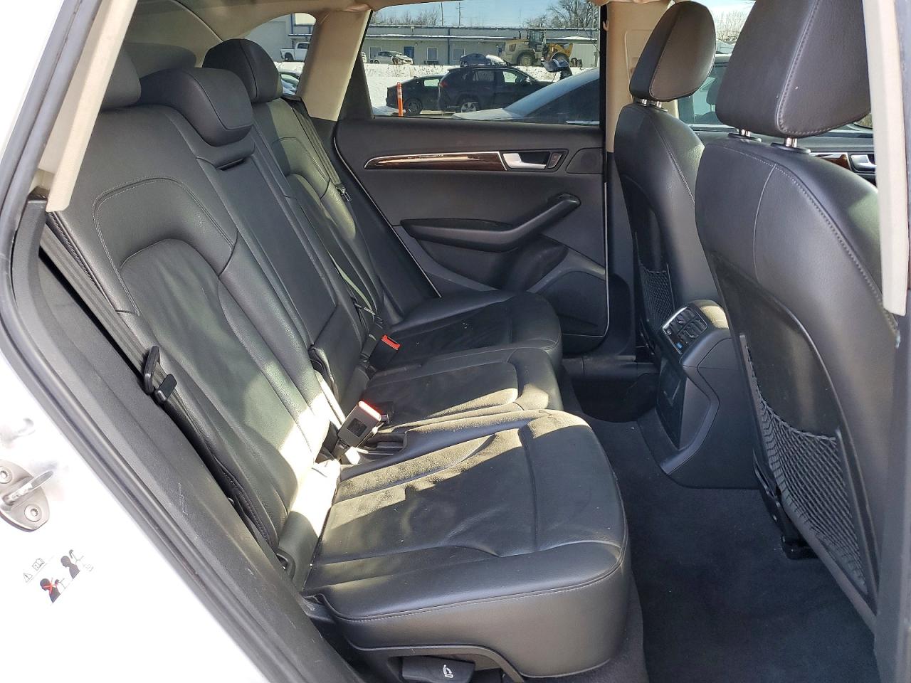 2012 AUDI Q5 PREMIUM PLUS photo 11