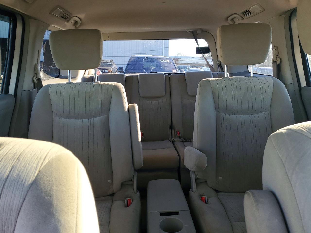 2015 NISSAN QUEST S photo 28