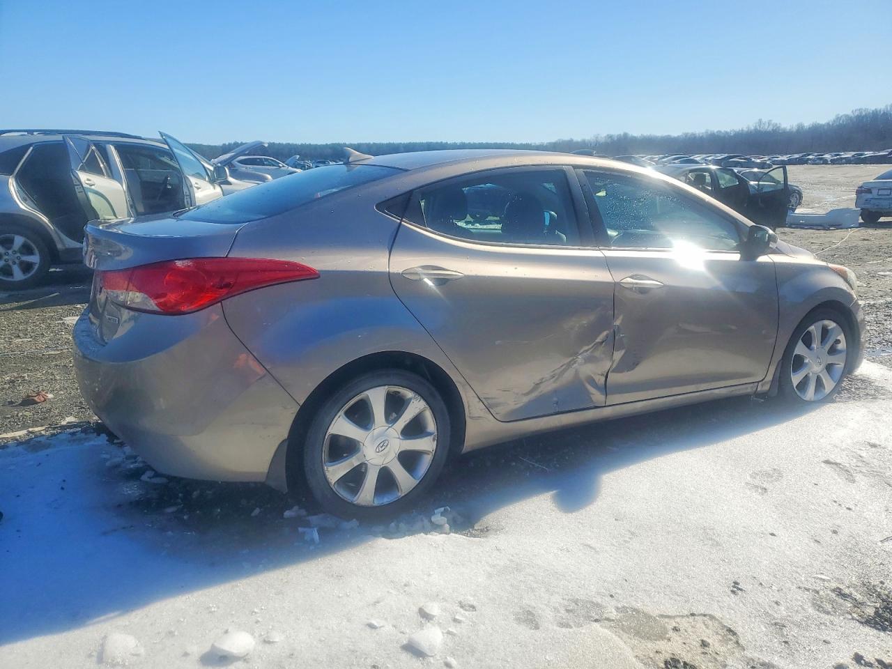 2013 HYUNDAI ELANTRA LIMITED photo 5