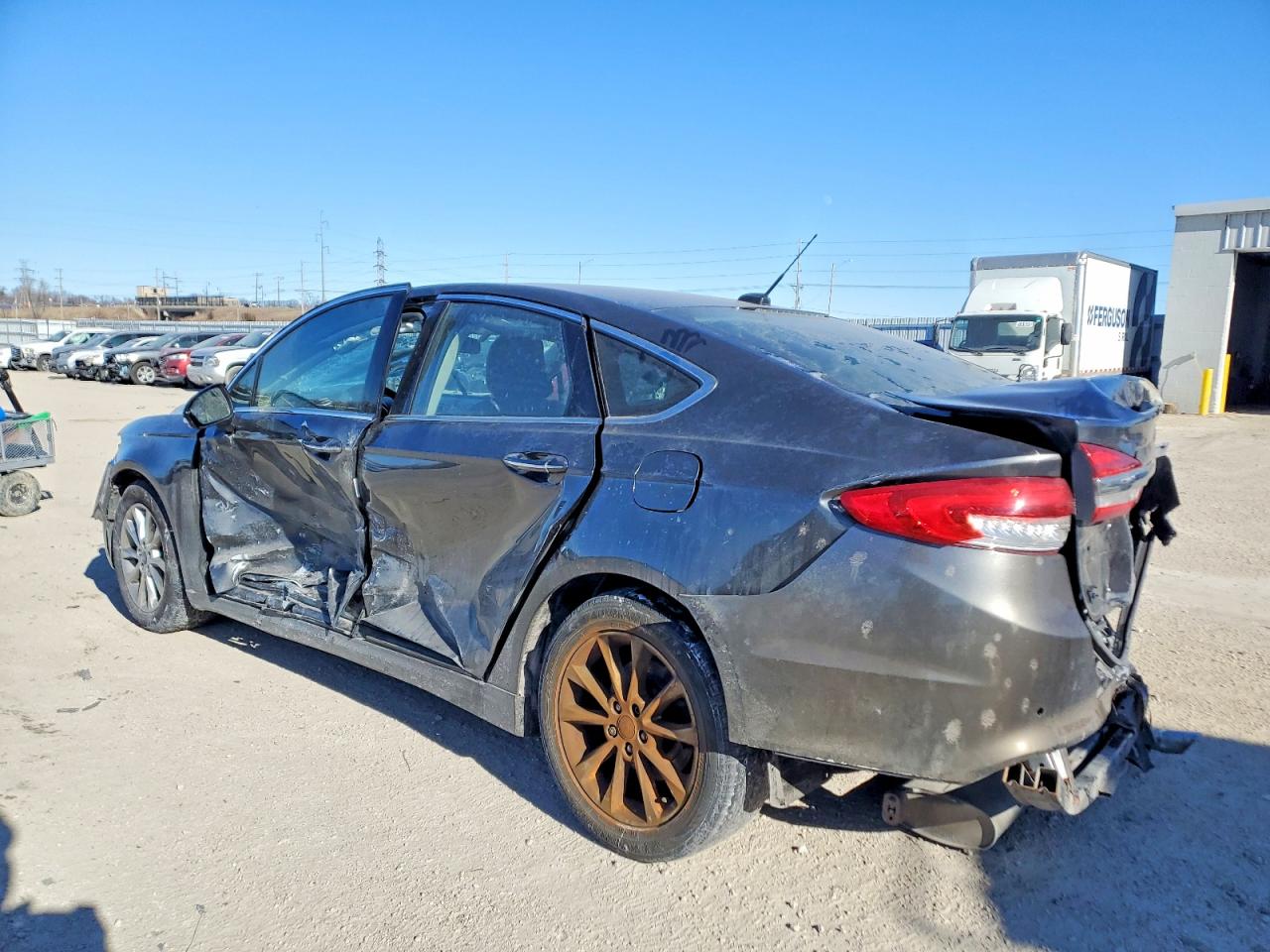 2017 FORD FUSION photo 2