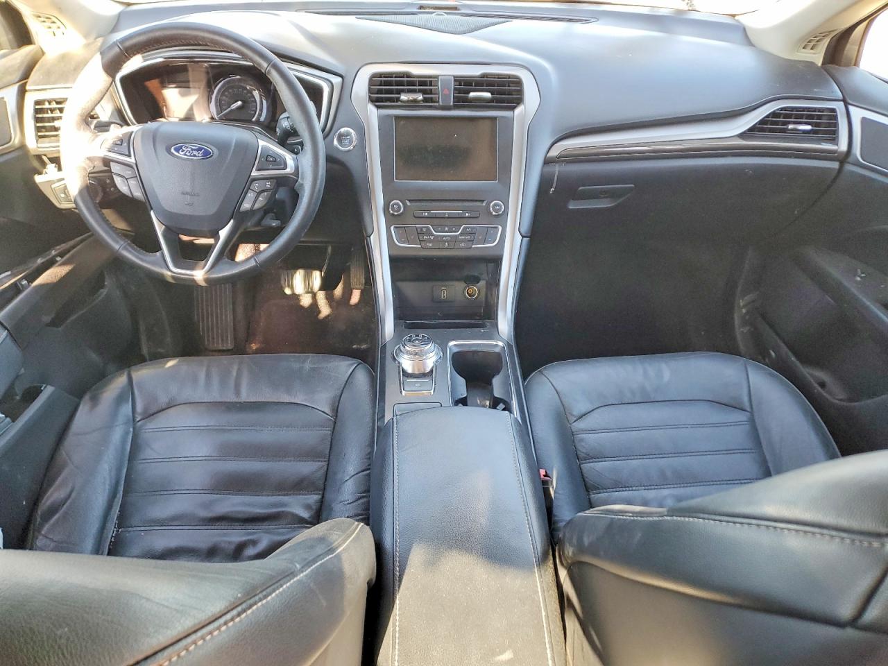 2017 FORD FUSION photo 8