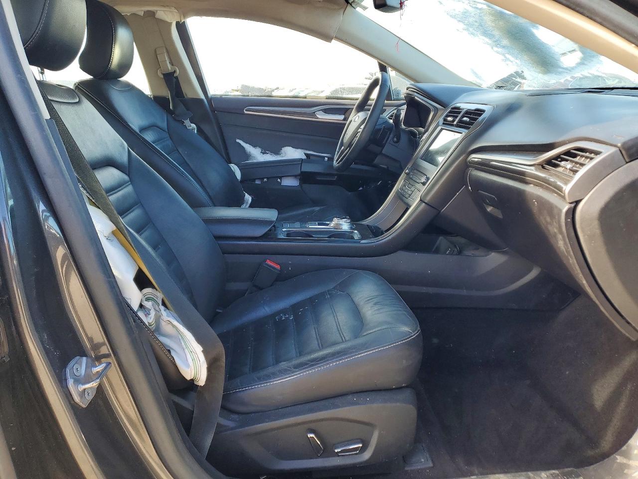 2017 FORD FUSION photo 7
