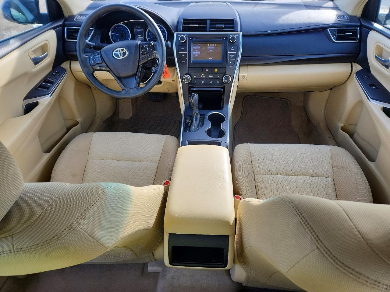2017 TOYOTA CAMRY LE photo 15