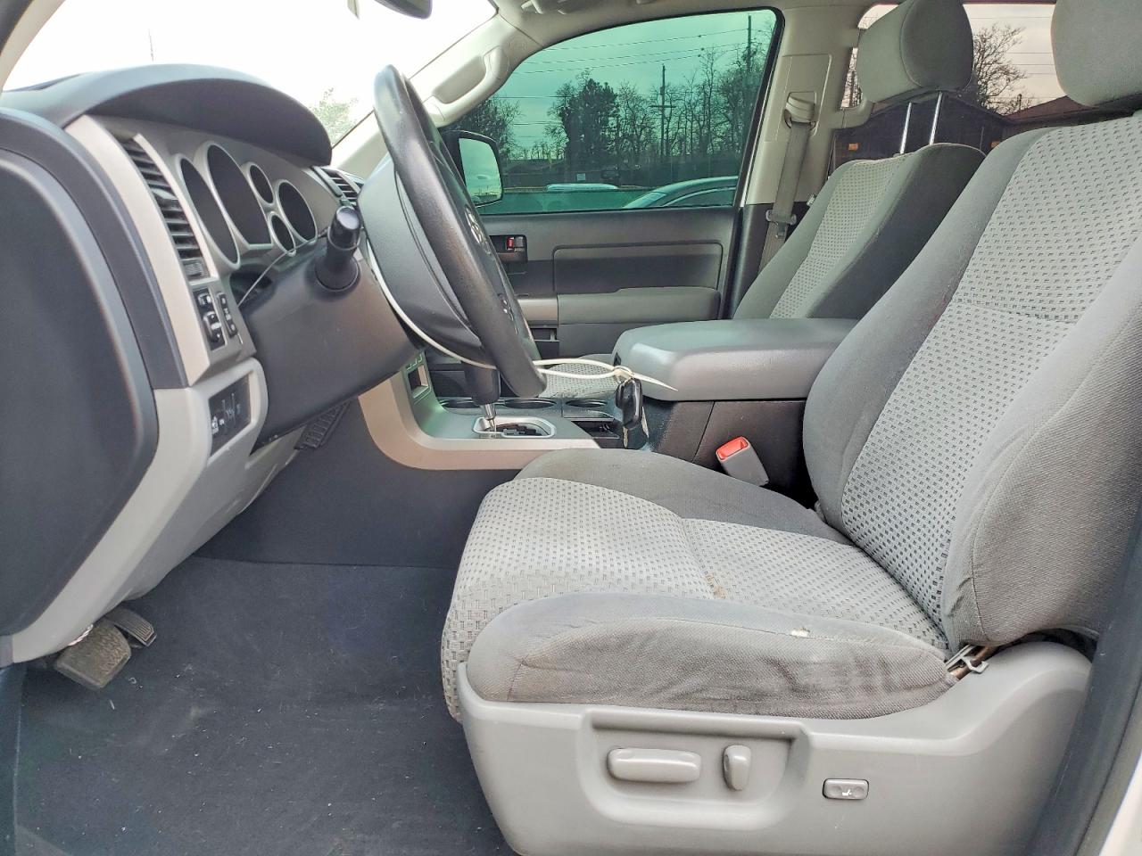 2013 TOYOTA TUNDRA CREWMAX SR5 photo 19