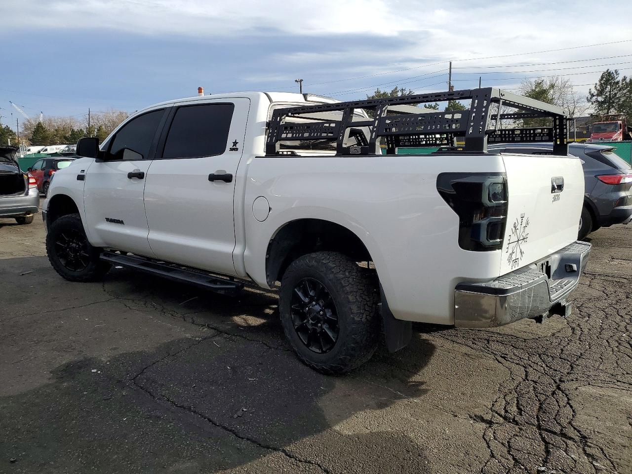2013 TOYOTA TUNDRA CREWMAX SR5 photo 4