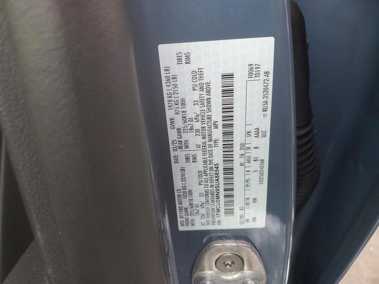2025 FORD ESCAPE ST LINE photo 14