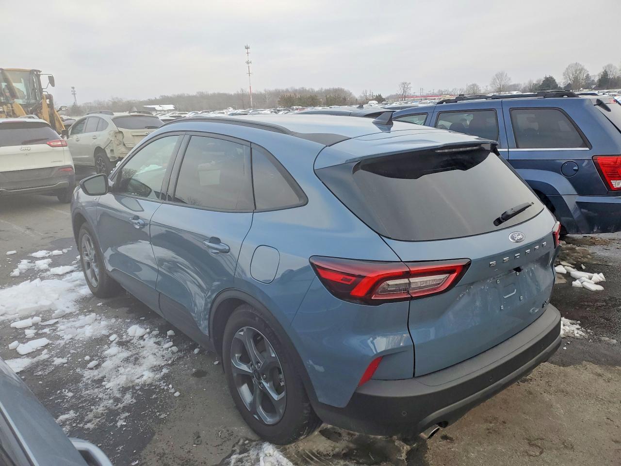 2025 FORD ESCAPE ST LINE photo 2