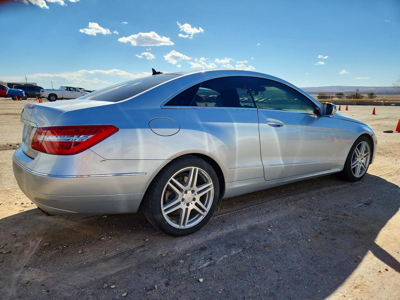 2010 MERCEDES-BENZ E 350 photo 5