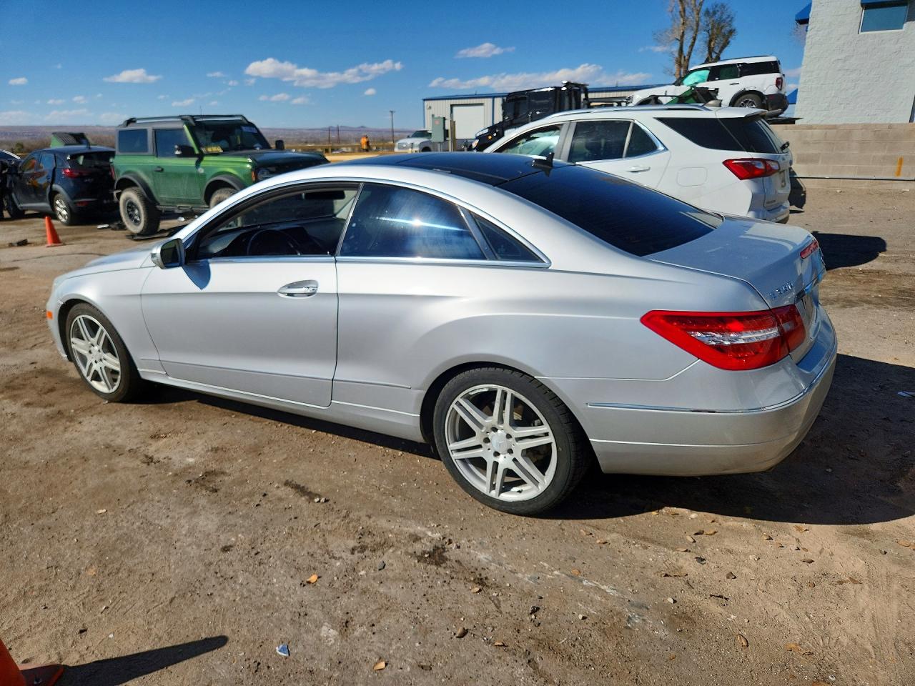 2010 MERCEDES-BENZ E 350 photo 3