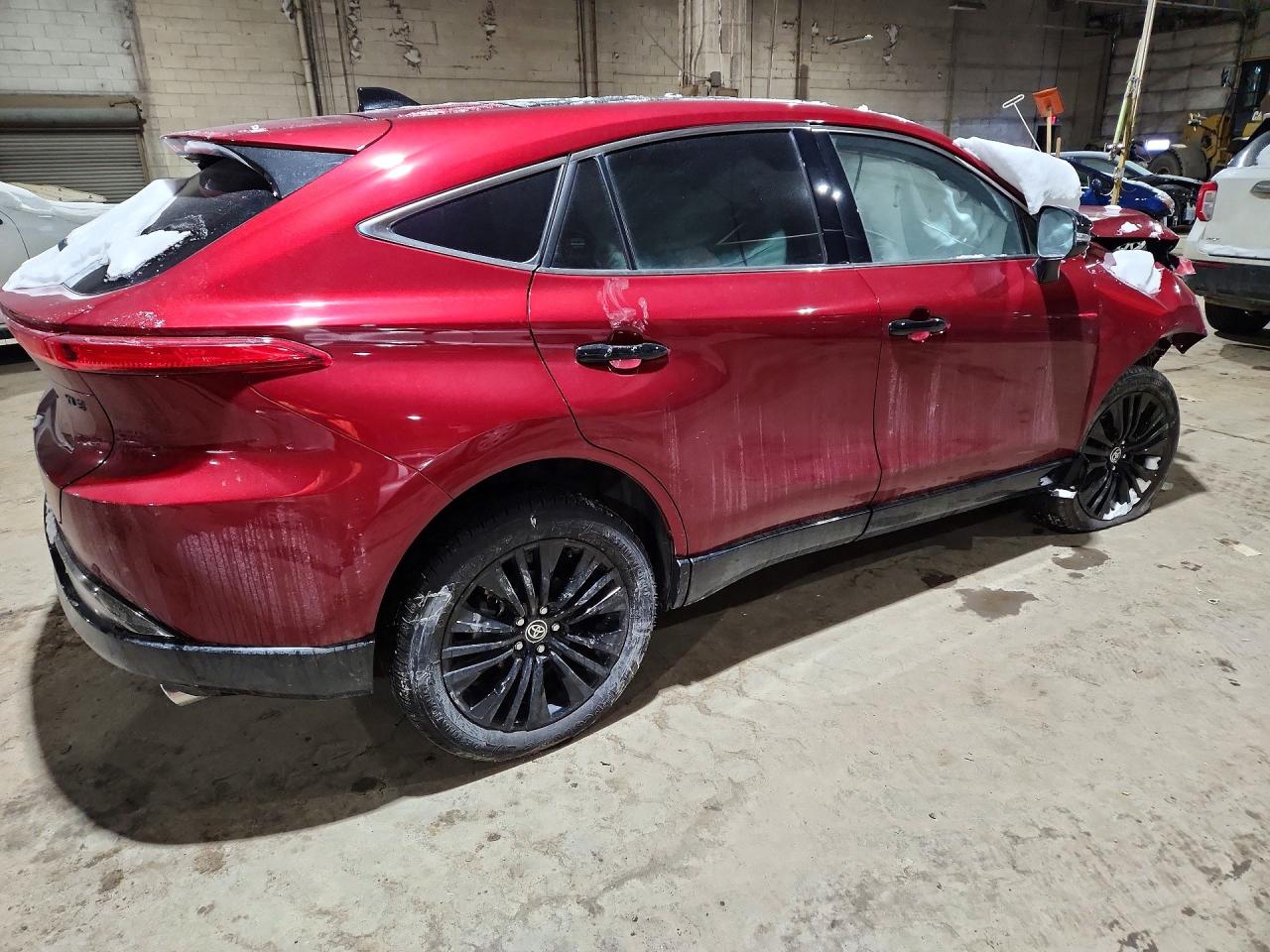 2023 TOYOTA VENZA LE photo 5