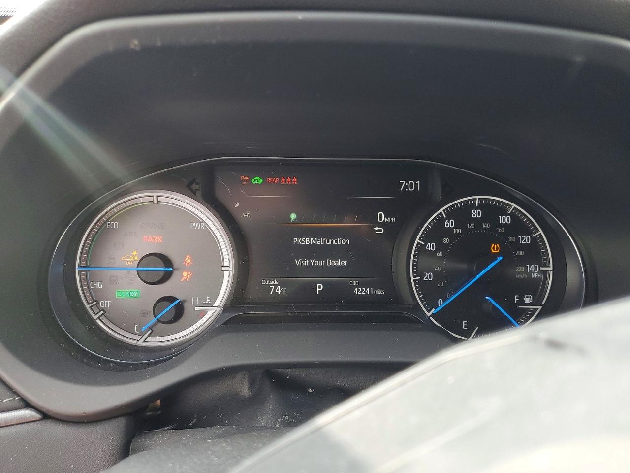 2023 TOYOTA VENZA LE photo 17