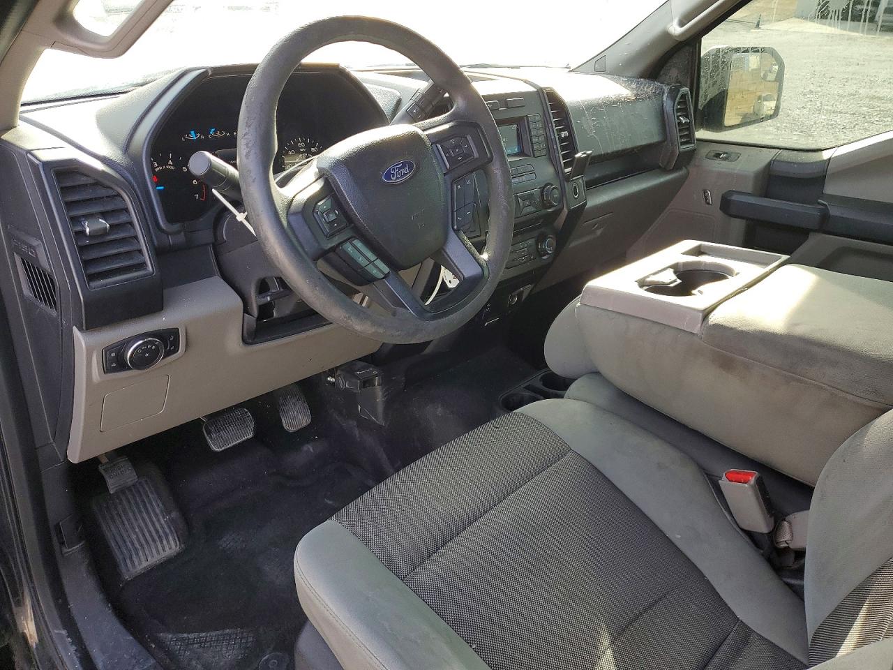 2017 FORD F150 photo 8