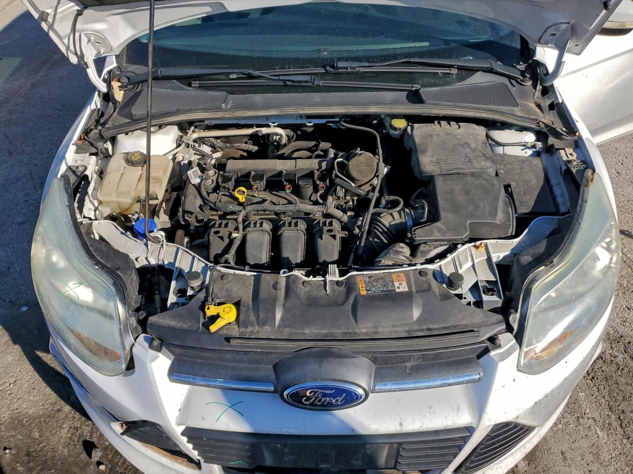 2014 FORD FOCUS SE photo 21