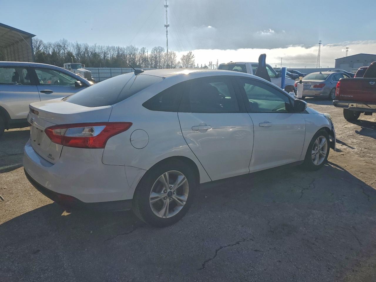 2014 FORD FOCUS SE photo 5