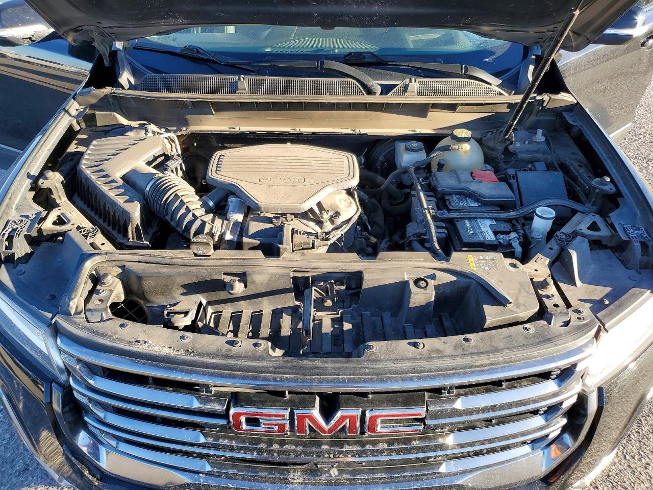 2021 GMC ACADIA AT4 photo 12