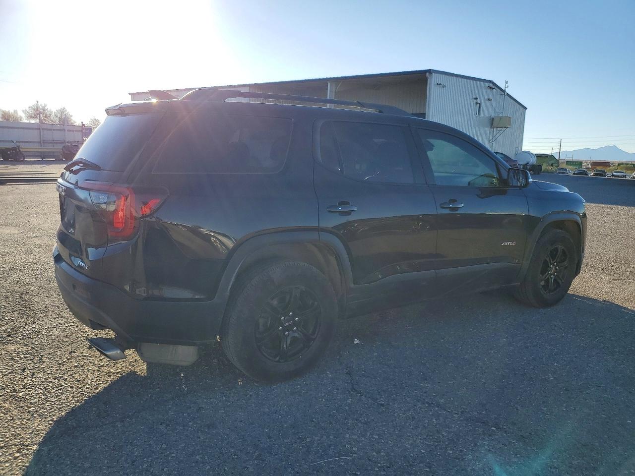 2021 GMC ACADIA AT4 photo 3