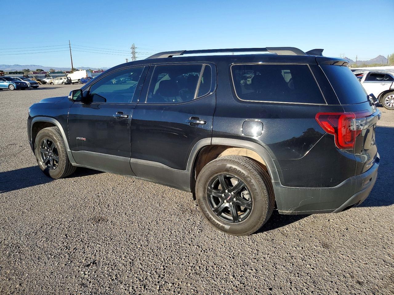 2021 GMC ACADIA AT4 photo 2