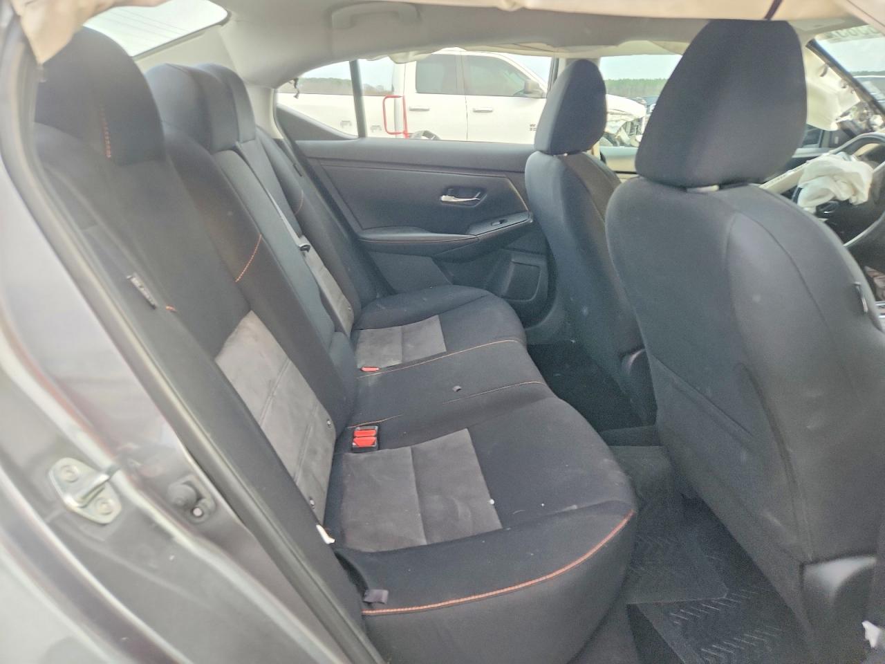 2023 NISSAN SENTRA photo 10