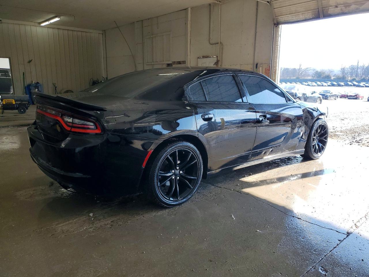 2016 DODGE CHARGER SE photo 3