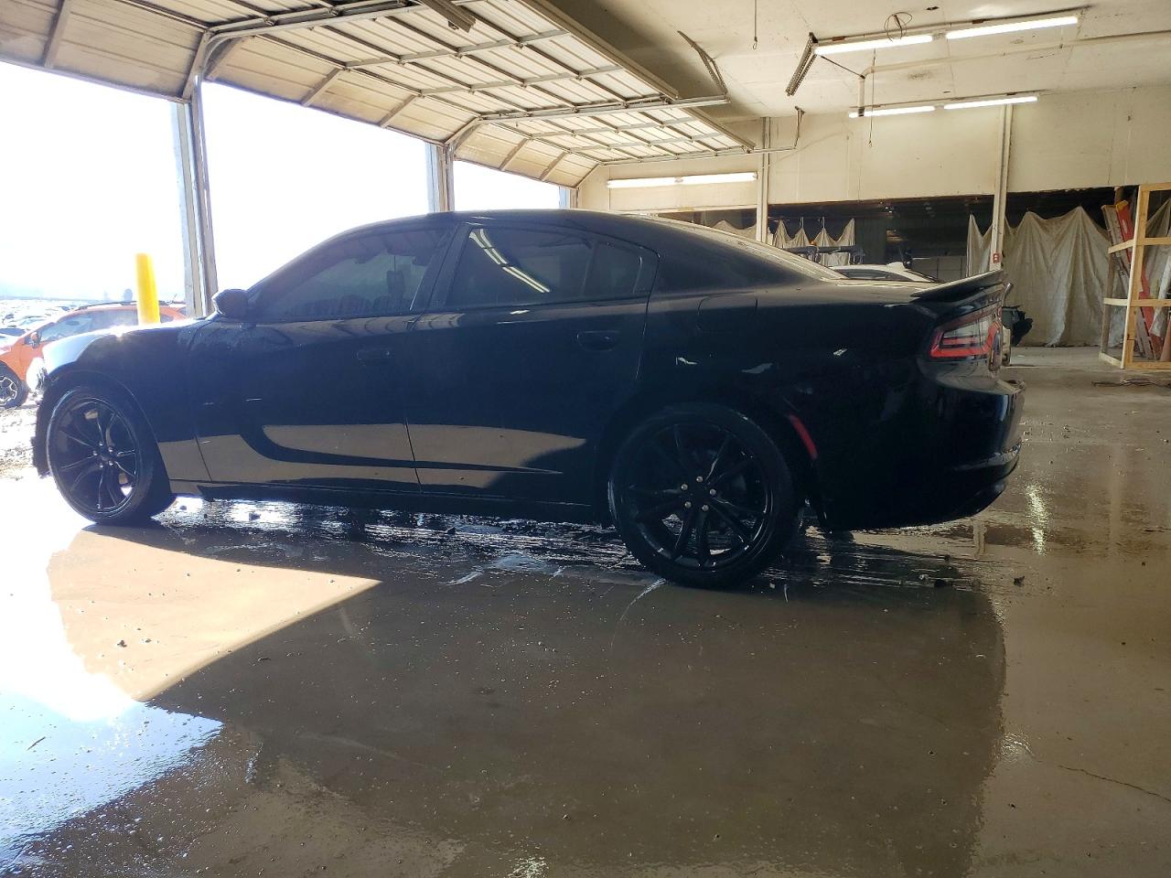 2016 DODGE CHARGER SE photo 2