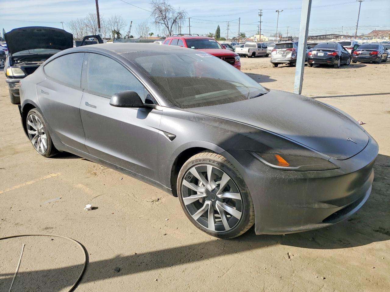 2024 TESLA MODEL 3 photo 4