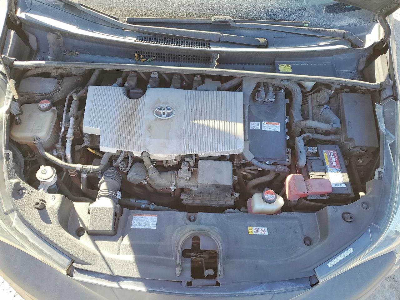 2016 TOYOTA PRIUS photo 11