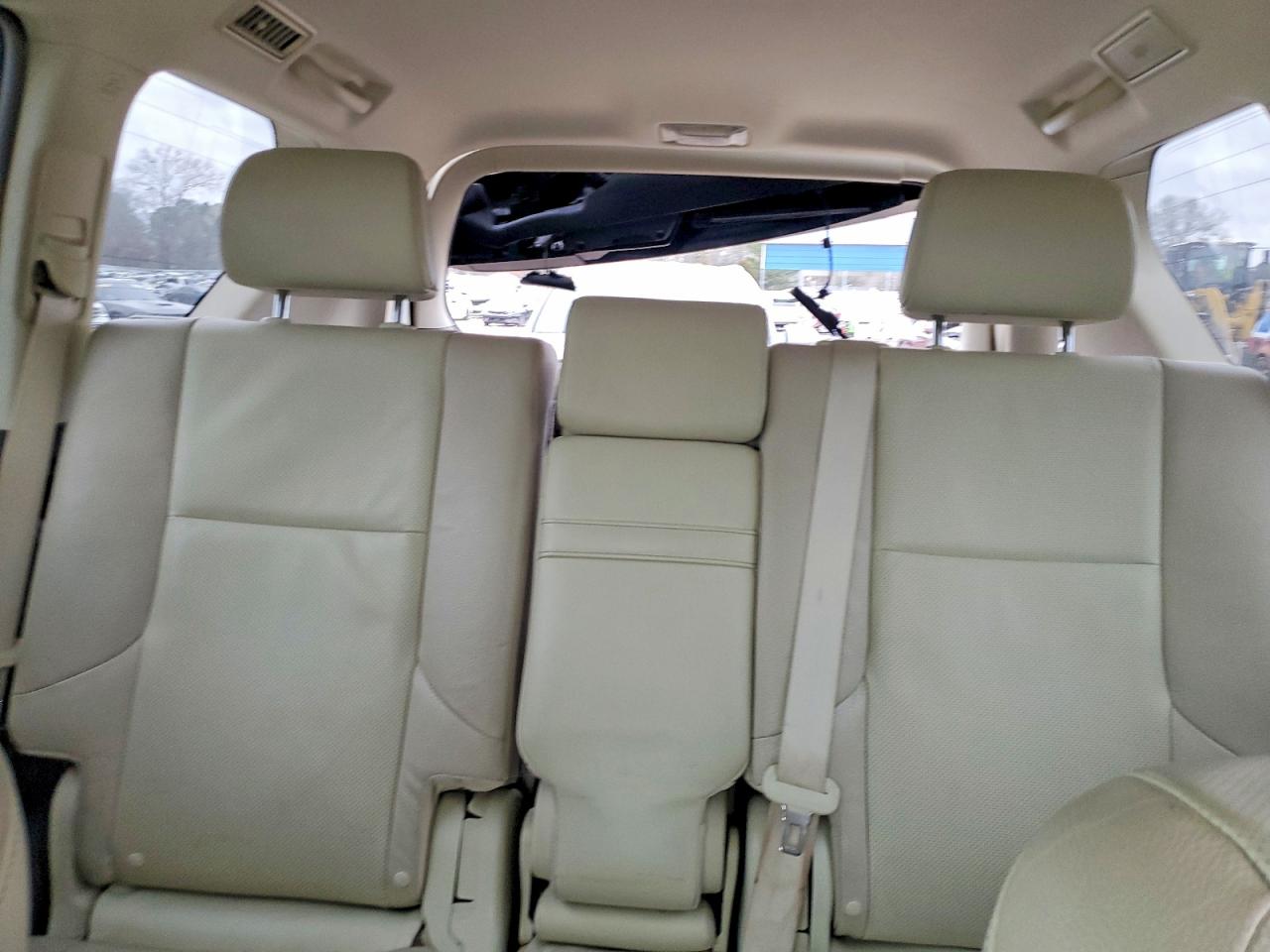 2016 LEXUS GX 460 photo 10