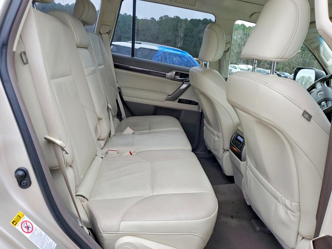 2016 LEXUS GX 460 photo 11