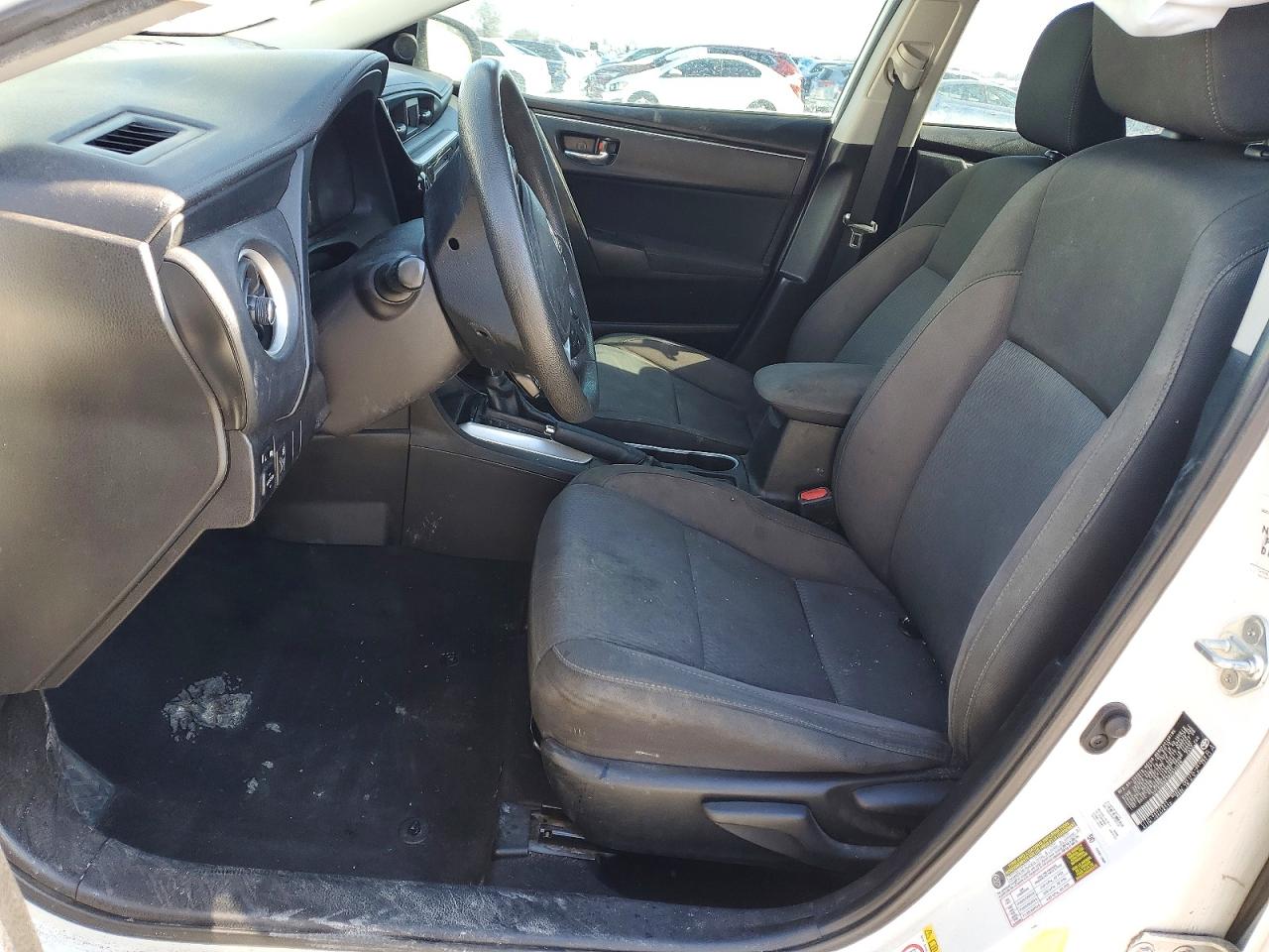 2019 TOYOTA COROLLA L photo 7