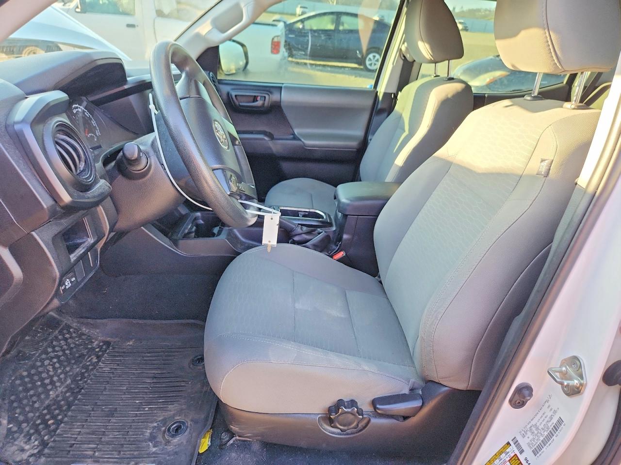 2017 TOYOTA TACOMA DOUBLE CAB photo 7