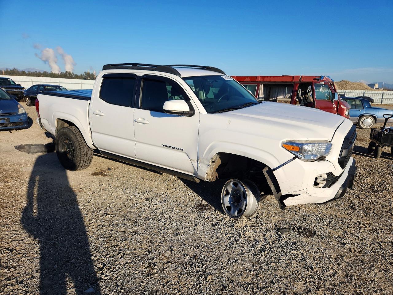2017 TOYOTA TACOMA DOUBLE CAB photo 4