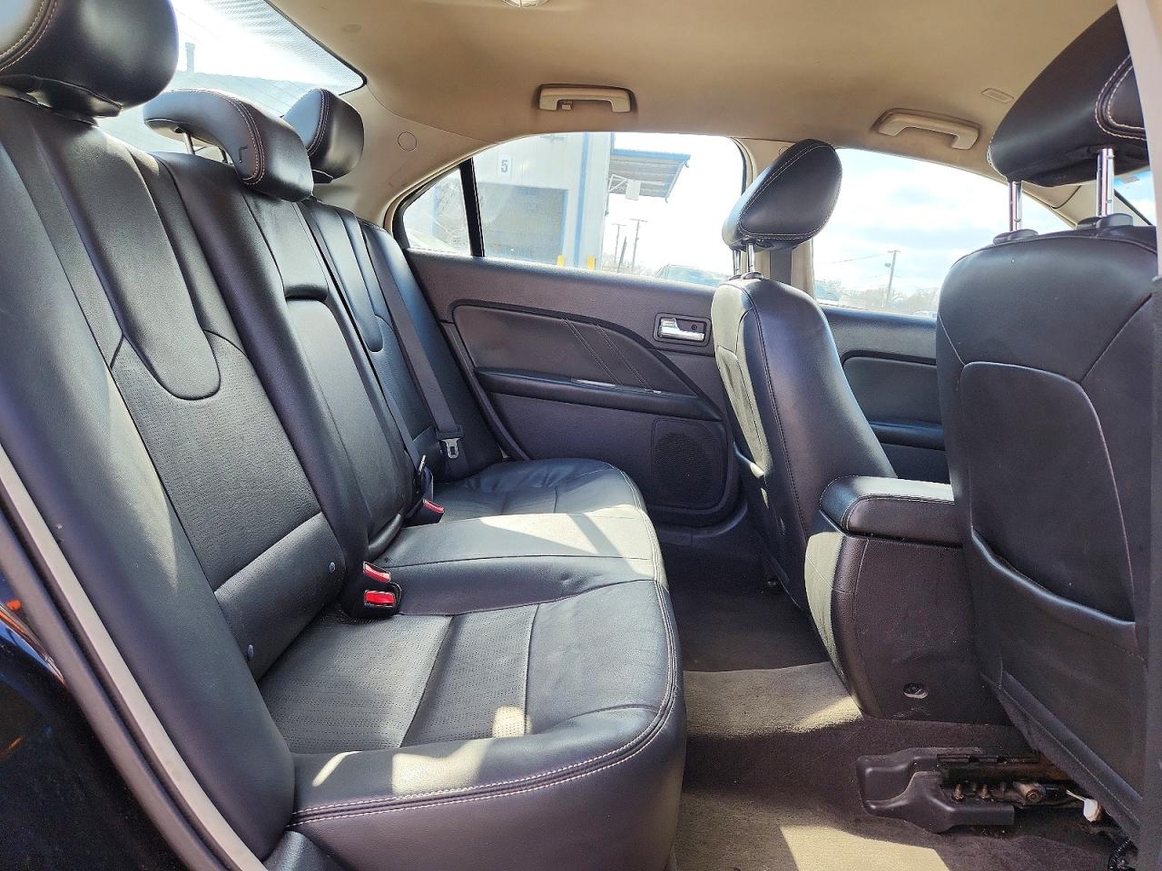 2011 FORD FUSION SPORT photo 19