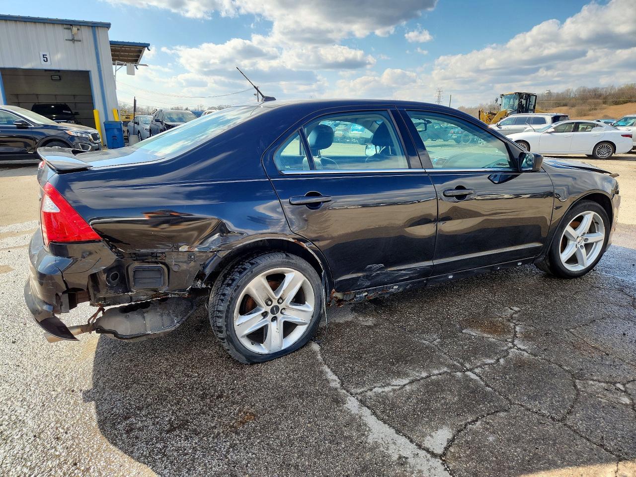 2011 FORD FUSION SPORT photo 5