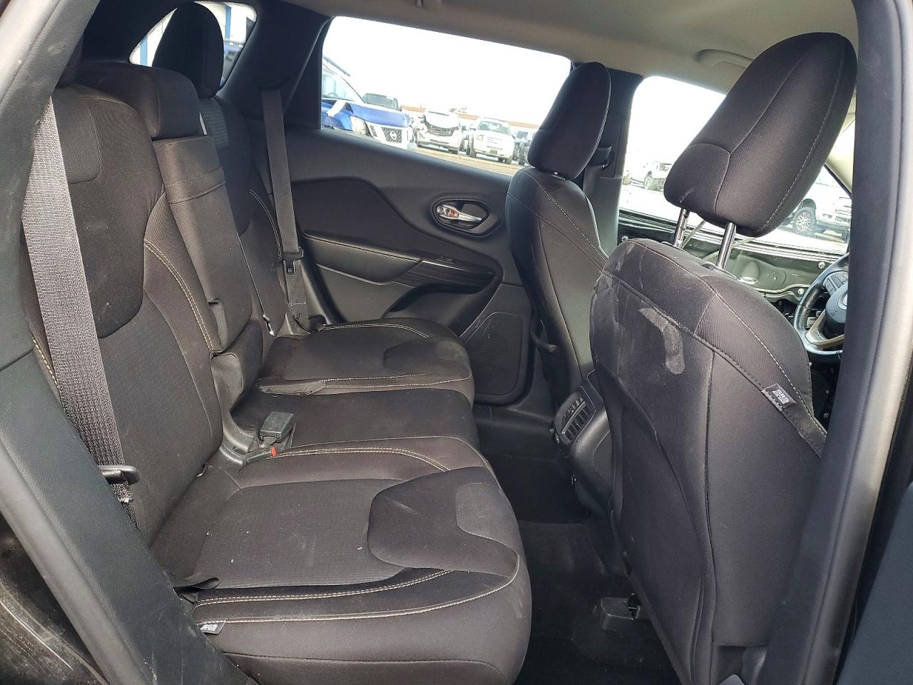 2015 JEEP CHEROKEE LATITUDE photo 21